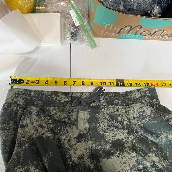 Lululemon City Sweat Jogger 28" French Atral
Smoke Spruce Fern Men's Large - Picture 5 of 6